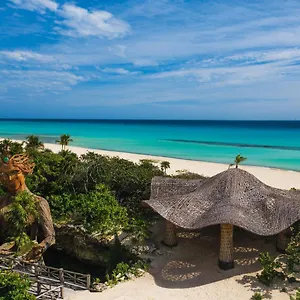 https://palmaia.tulum-hotels.net